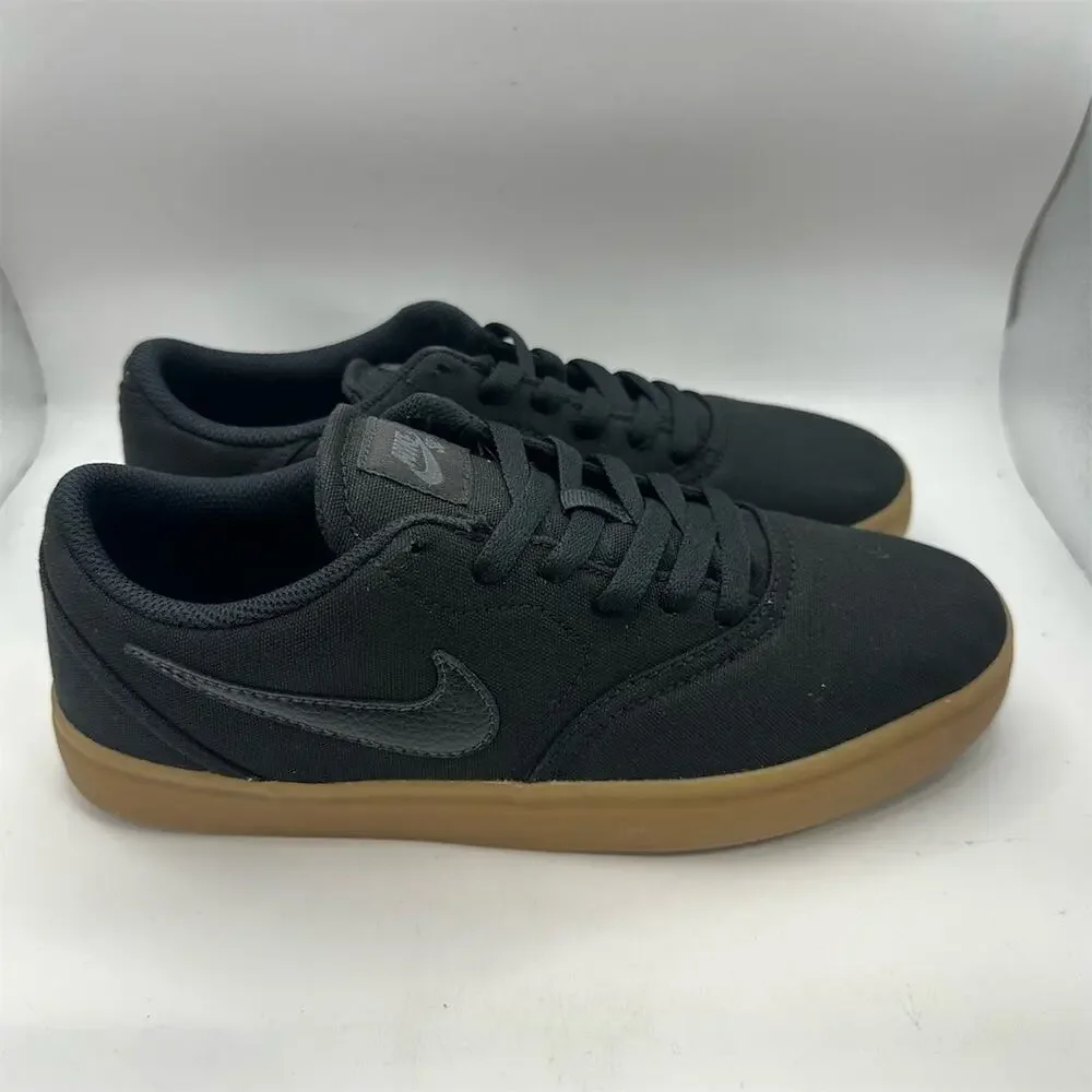 Nike SB Check Canvas Skate Shoes Black Gum Low Top Lace Up |  Youth 7 / 8.5W
